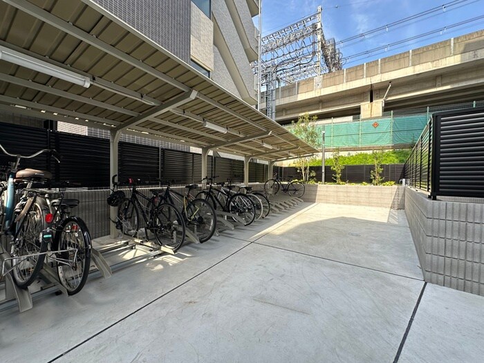 駐輪場 ユリカロゼ五反野（102）