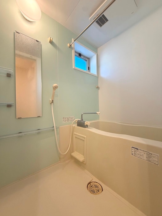 バス／シャワールーム等 HABITATION