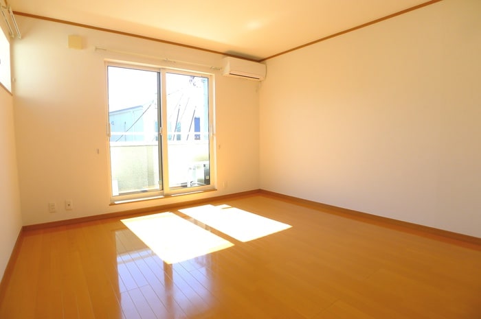 居室 プレシャス　ジュノ－