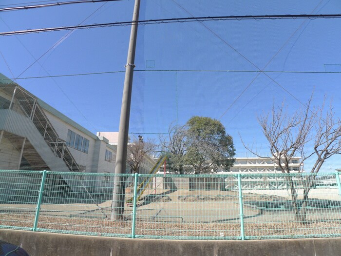 大野小学校(小学校)まで420m 市川グリーンハイツＢ棟