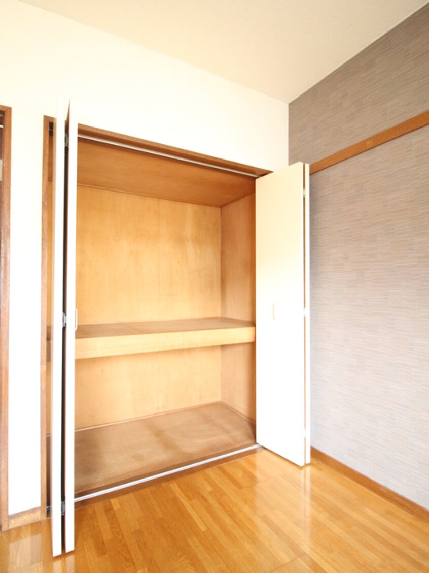 収納 アルパイン市ヶ尾