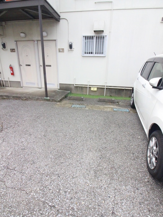 駐車場 ドミ－ル