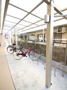 駐輪場 コンフォール高砂