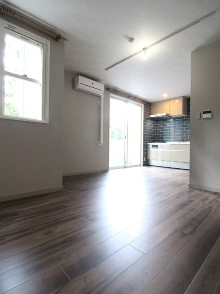 内観写真 グエル・サカエ赤堤