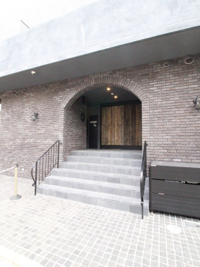 エントランス部分 グエル・サカエ赤堤