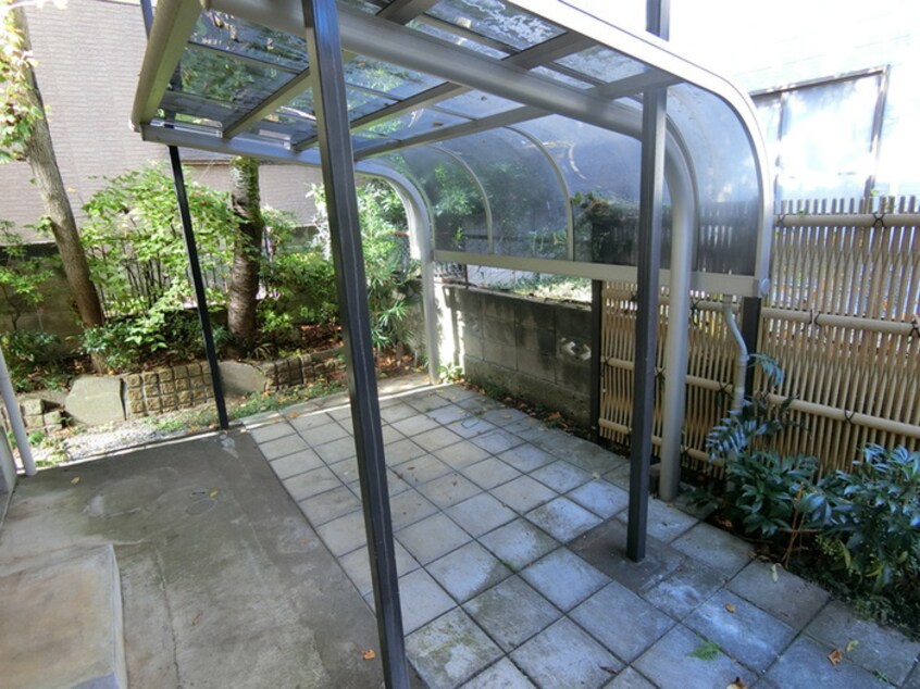 駐輪場 アボード小林