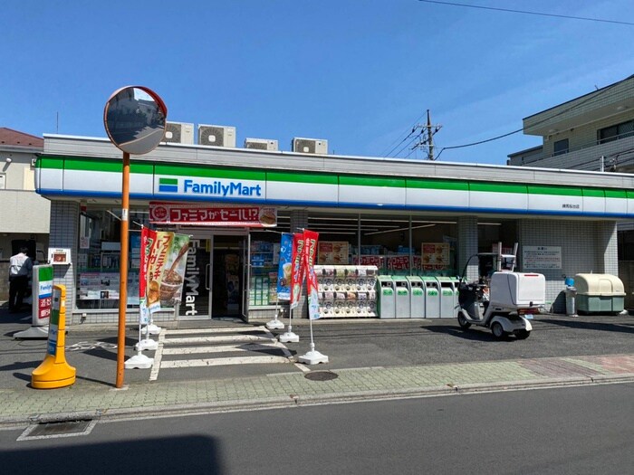 ファミリーマート 練馬桜台店(コンビニ)まで141m メイプルシティ－