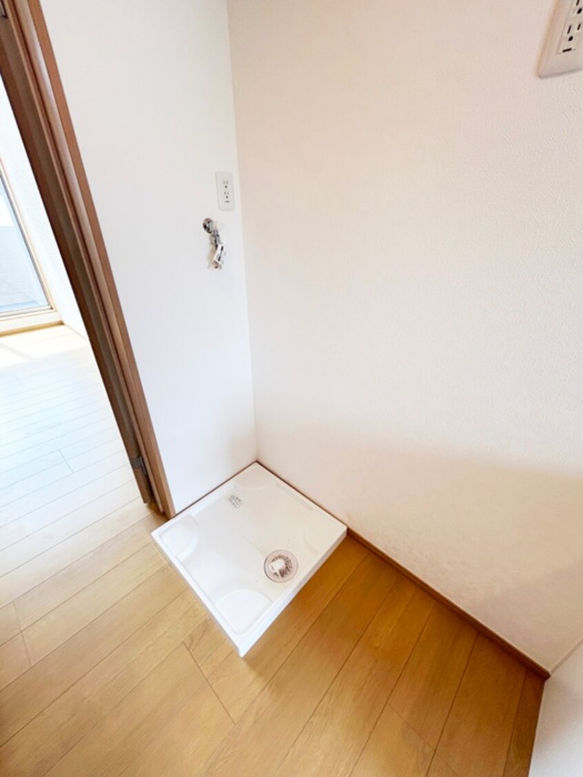 洗濯機置場 Dimora安行領根岸