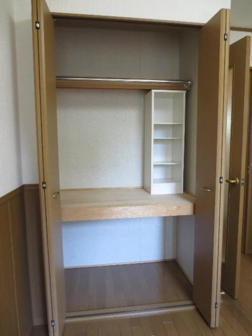 収納 ア－ル・アンジュ