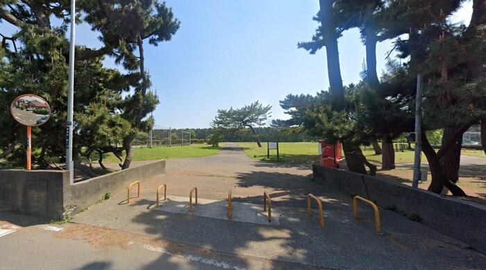 湘南海岸公園(公園)まで321m ヴィレッジ高浜台