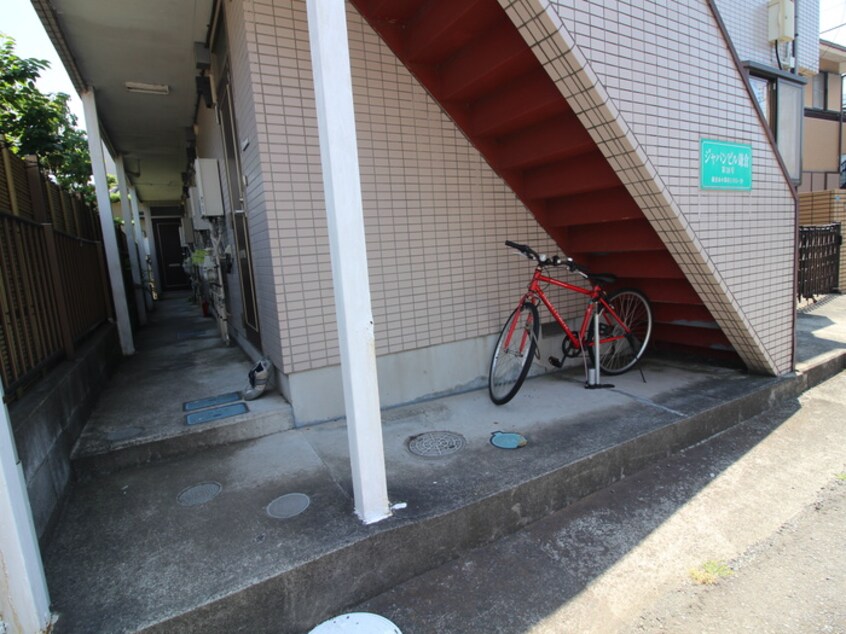 駐輪場 ジャパンビル鎌倉