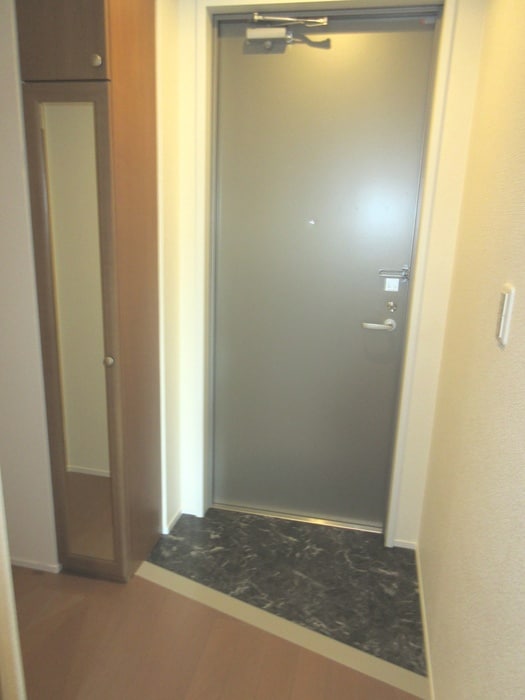 玄関 N&M目白通り