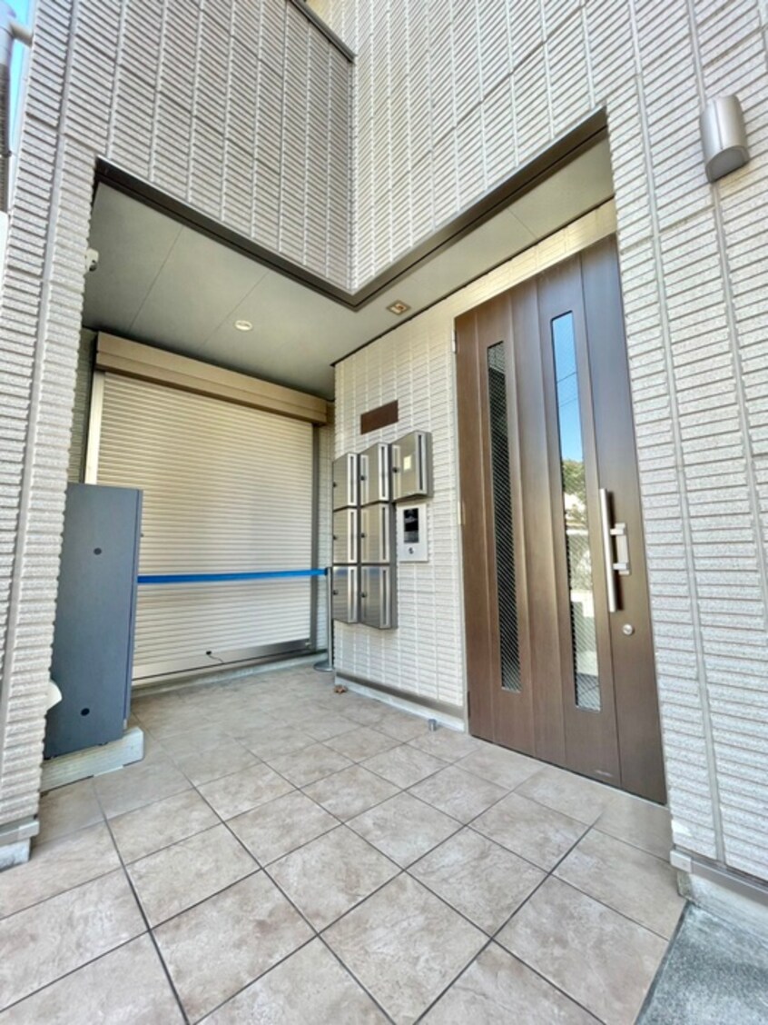 エントランス部分 N&M目白通り