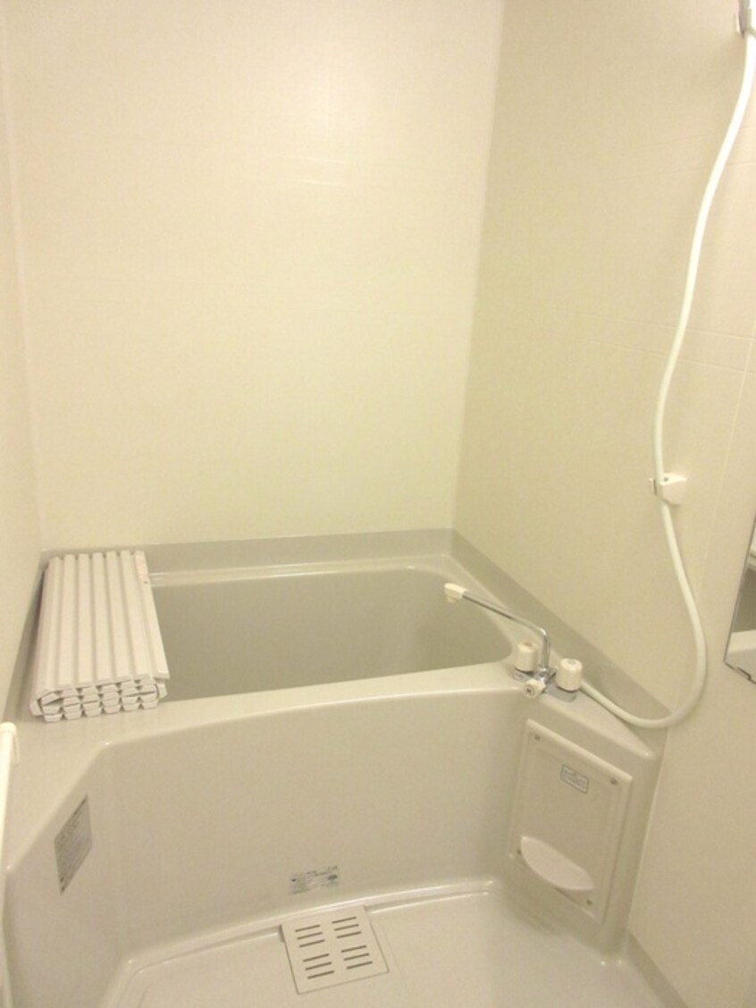 バス／シャワールーム等 N&M目白通り