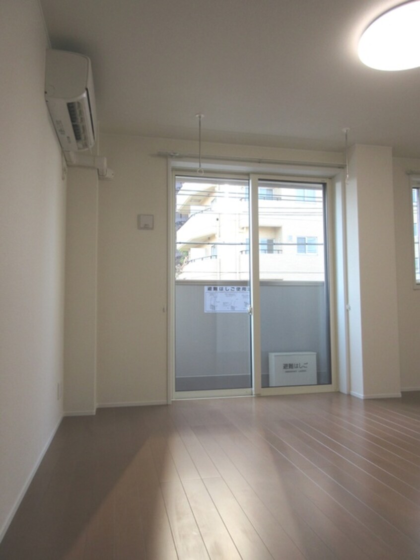 居室 N&M目白通り