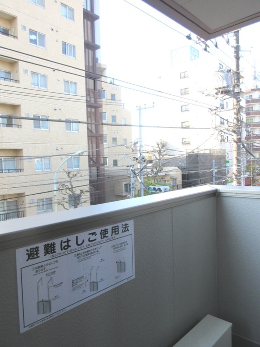 ベランダ・バルコニー N&M目白通り