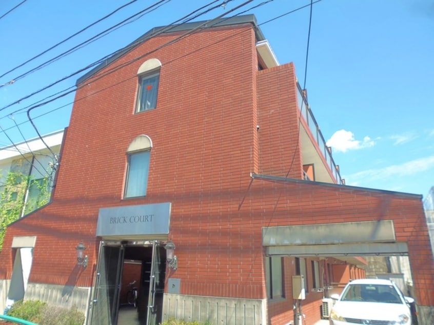 外観写真 BRICK COURT