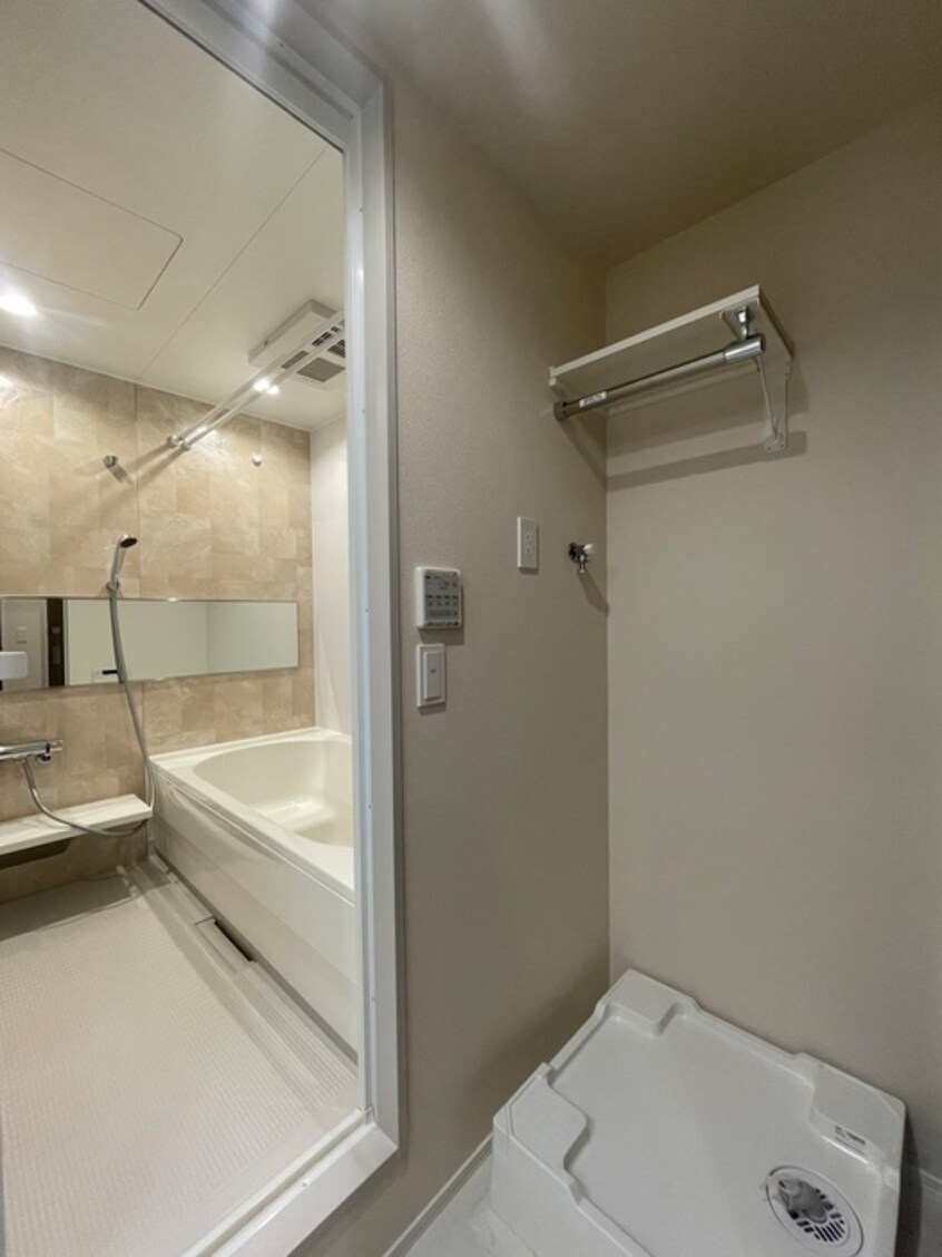 洗濯機置場 フロントスクエア越谷