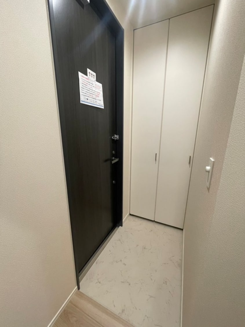 玄関 フロントスクエア越谷