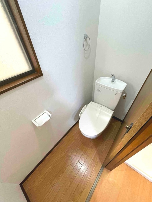 トイレ 渡戸戸建