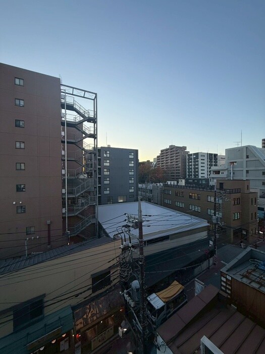 室内からの展望 ＬａＣｌａｉｒ南浦和