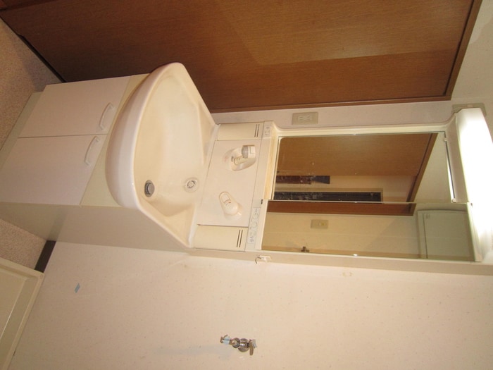 収納 ｵｰｷｯﾄﾞﾚｼﾞﾃﾞﾝｽ港北綱島ｲｰｽﾄ