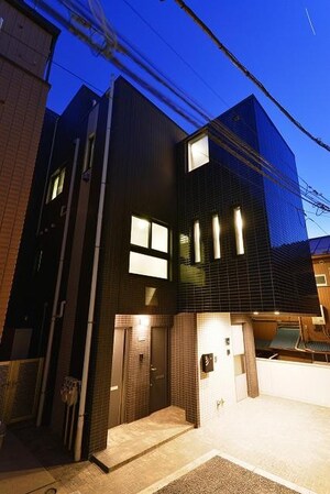 M-CUBE　NISHIKATA
