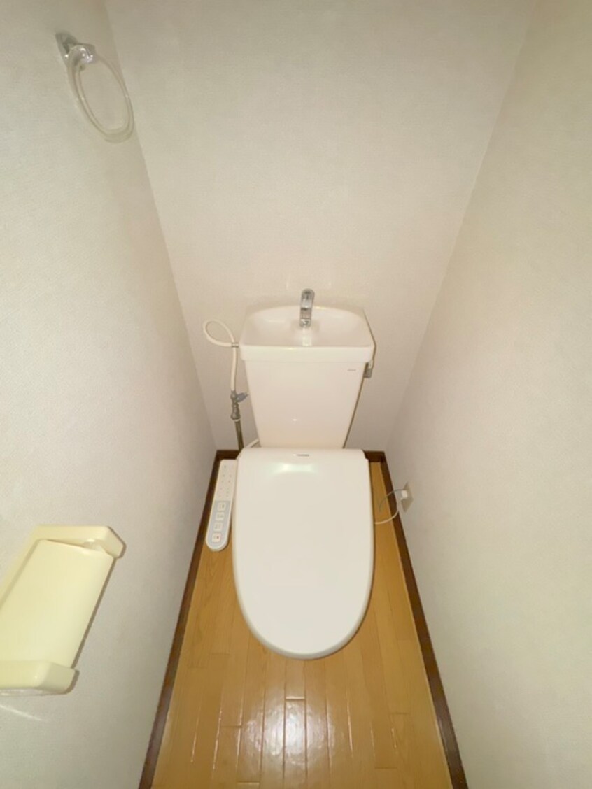 トイレ カ－サ六國