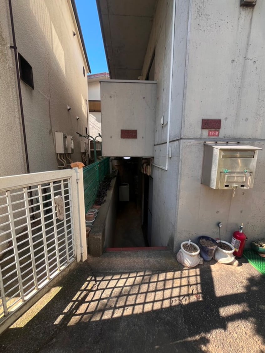 エントランス部分 ハイム野田