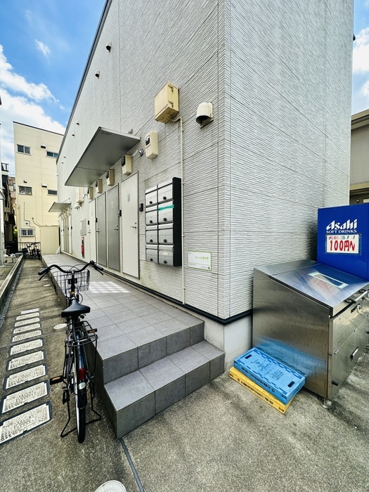 エントランス部分 クレール保木間