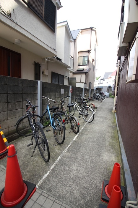 駐輪場 コーポ橘(304)