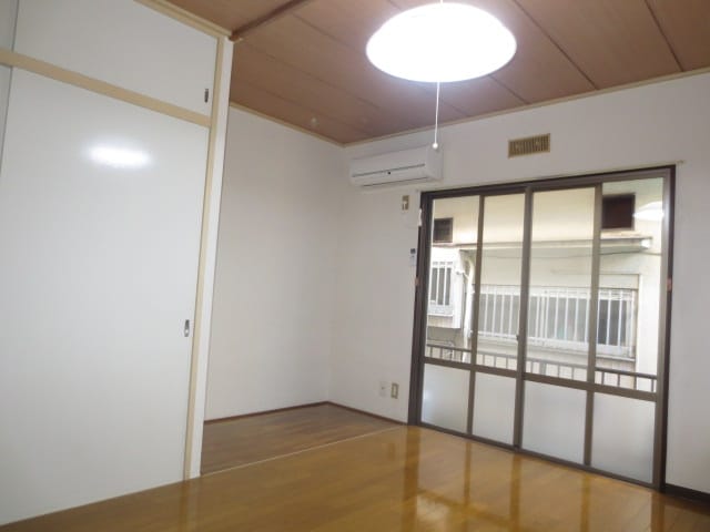 居室 リバ－サイドハイツ西村Ｂ棟