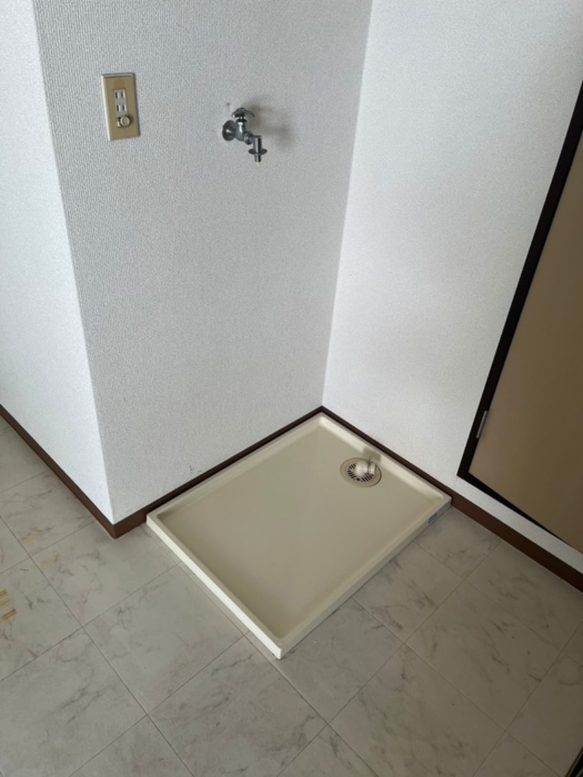 洗濯機置場 トミーヒルズ