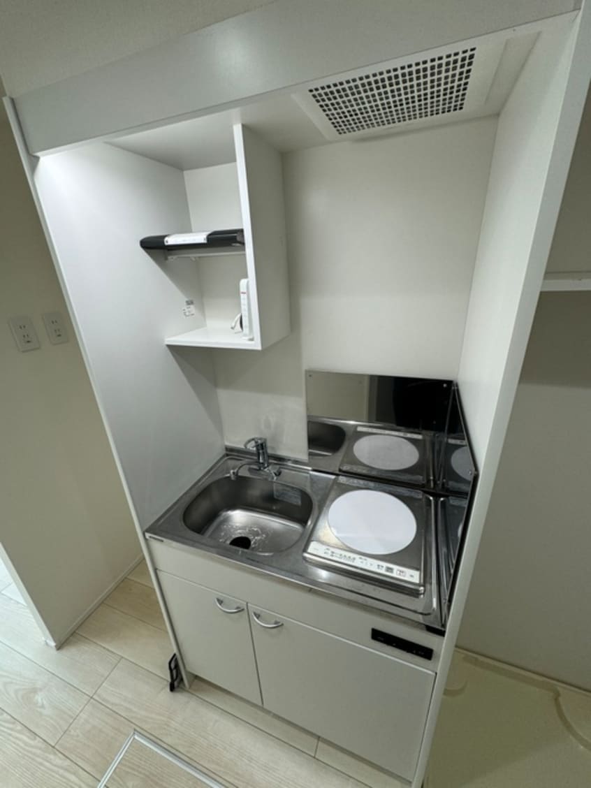 キッチン ルネコート高砂　B棟