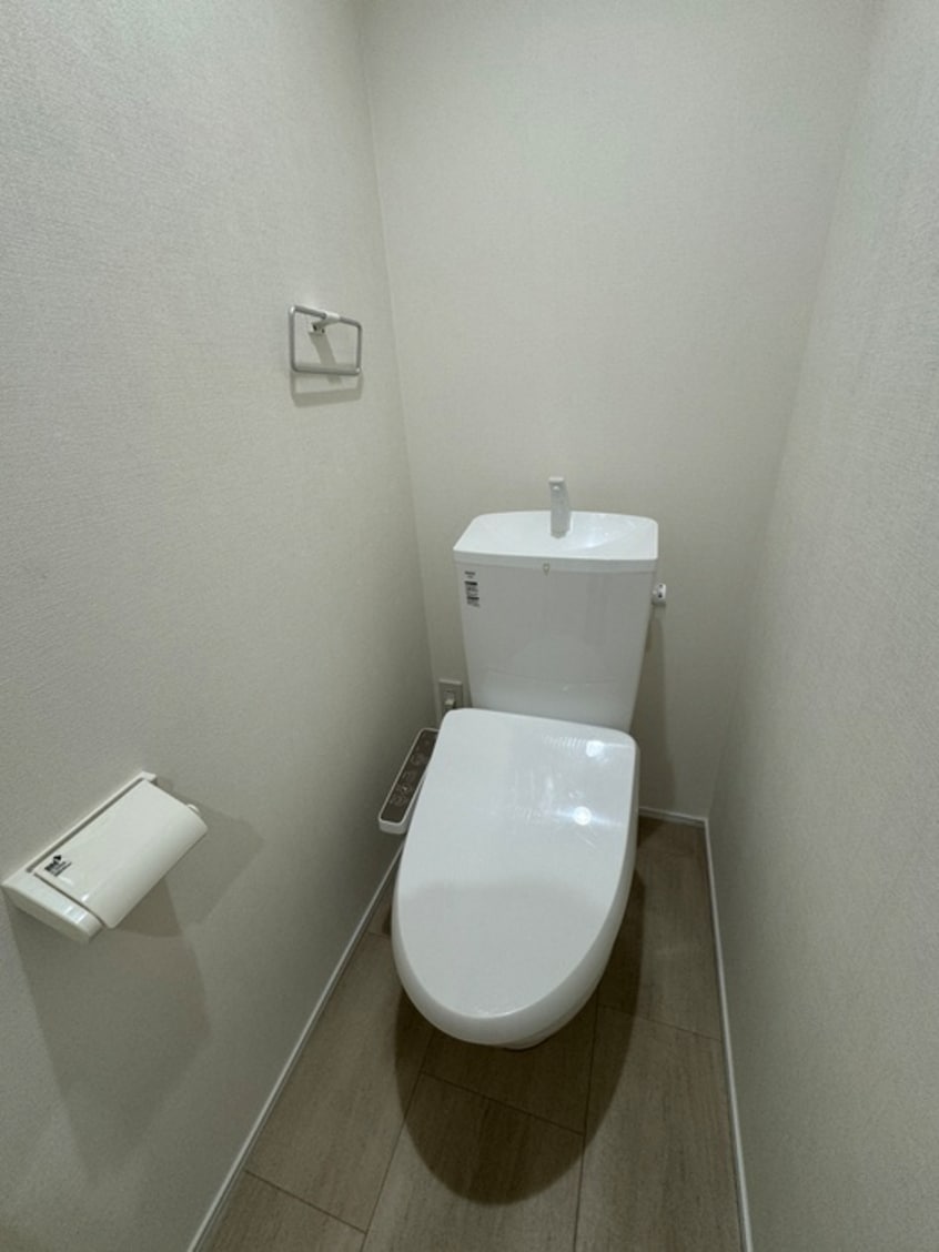 トイレ ルネコート高砂　B棟