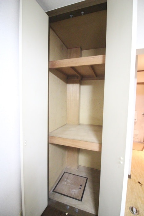 収納 モデラ－ト