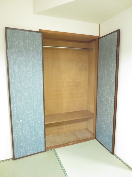 収納 なり駒サ－ドビル(第3)