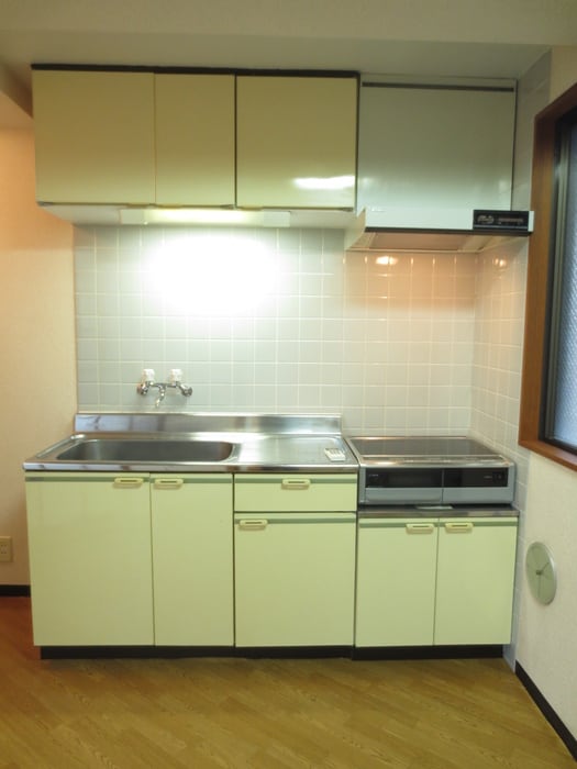 キッチン なり駒サ－ドビル(第3)