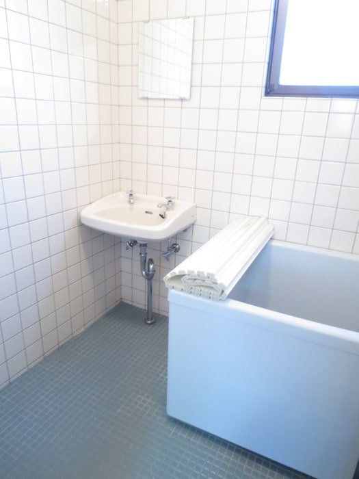 バス／シャワールーム等 なり駒サ－ドビル(第3)