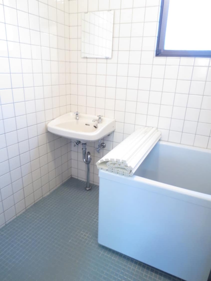 バス／シャワールーム等 なり駒サ－ドビル(第3)