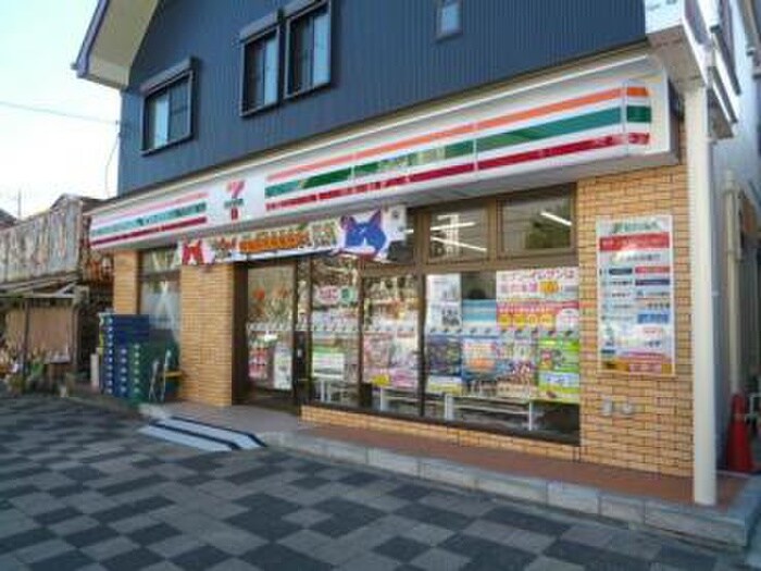 セブン‐イレブン ＵＲくぬぎ台団地店(コンビニ)まで1400m コ－ポ内田