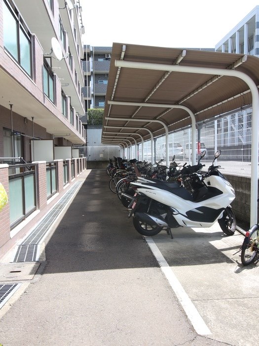 駐輪場 サ－ラあざみ野