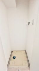 洗濯機置場 レジディア用賀