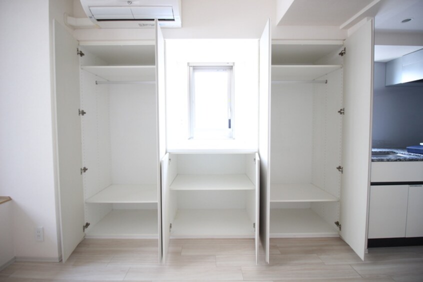 収納 パ－クハビオ東中野