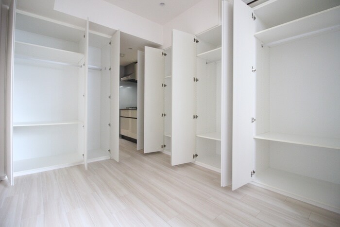 収納 パ－クハビオ東中野