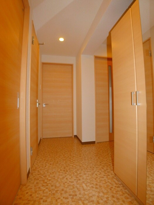 廊下 テグレビアンコ