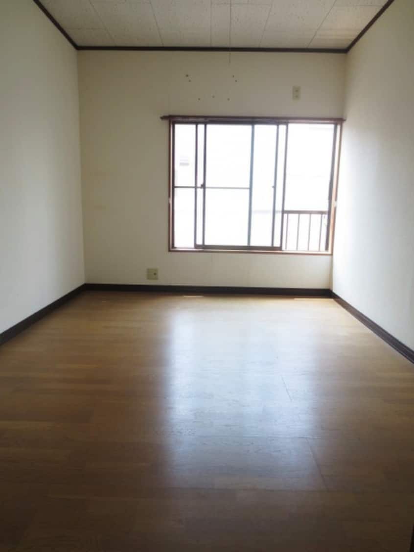 居室 コ－ポスガ