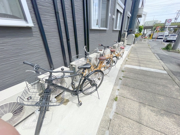 駐輪場 ラシュレ東川口