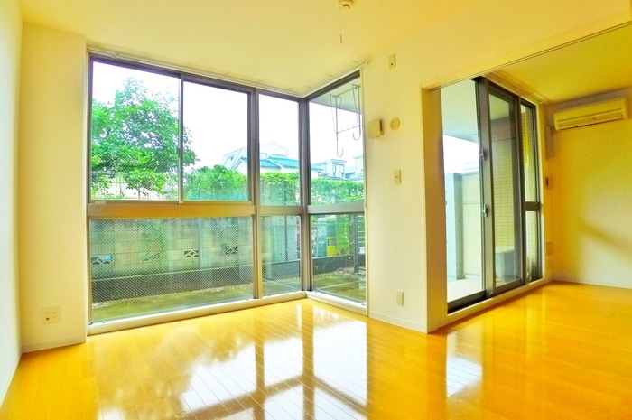 室内からの展望 ルシルエスパシオ