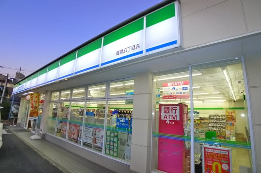 ファミリーマート(コンビニ)まで342m ルシルエスパシオ